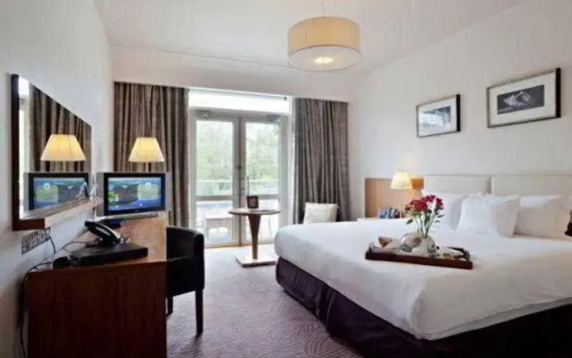 Ravensdene Lodge