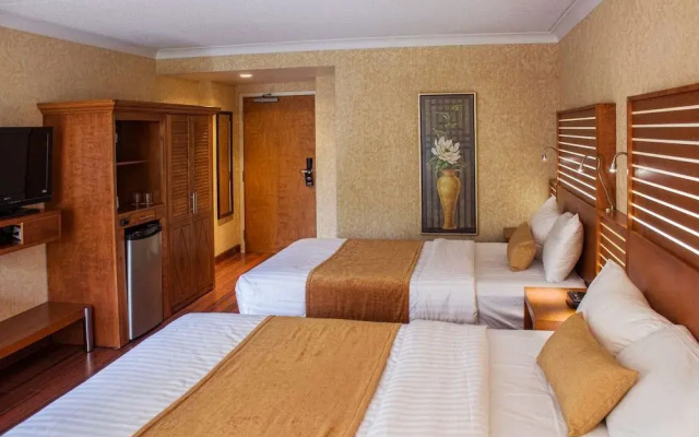 Отель Hôtel Lindbergh par JARO