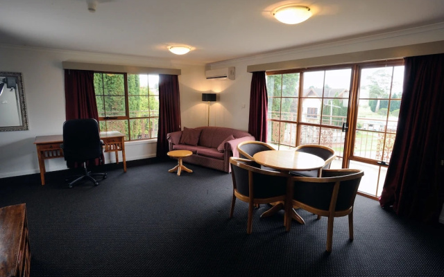 Tamar Valley Resort
