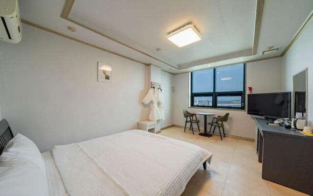 Jumunjin Hotel