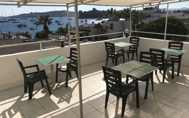 Windmill Hotel