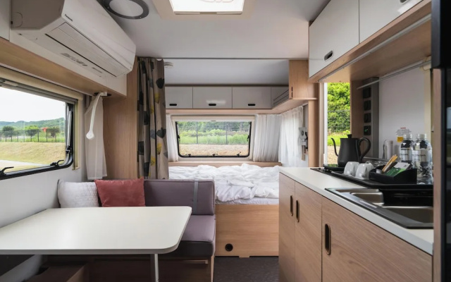 Aquaignis Awaji Island  TRAILER PARK