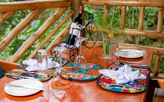 Kibale Tourist Safari Lodge