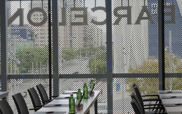 AC Hotel Barcelona Forum by Marriott вид на фасад