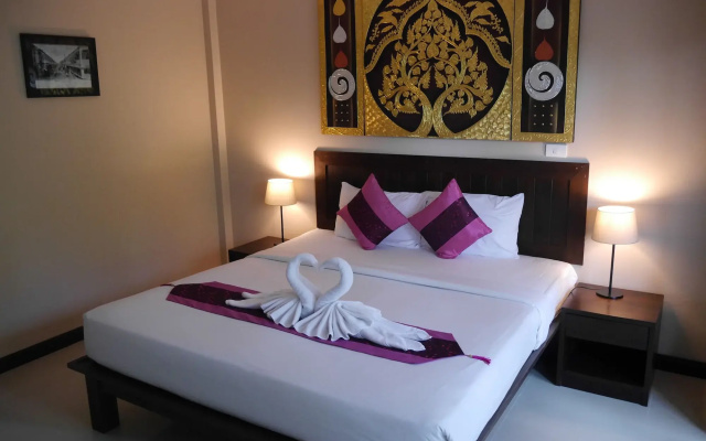 Ampha Place