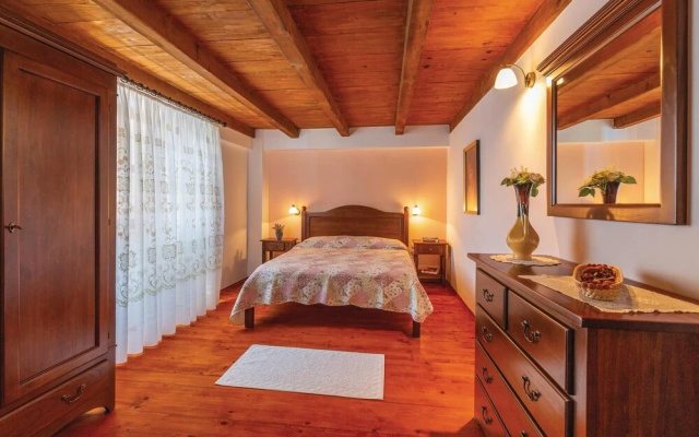 Nice Home in Vodnjan With Wifi and 4 Bedrooms