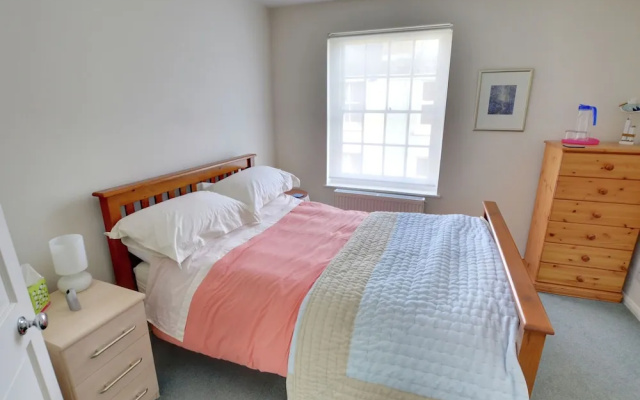 Quaint Holiday Home in Deal Kent With Terrace