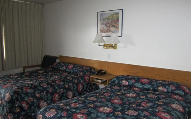 Airport Chalet