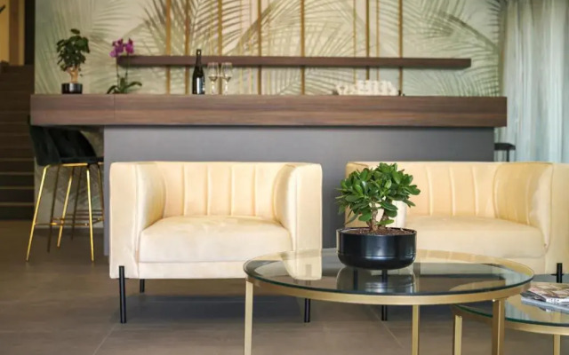 Residence Hotel Goldoni 6 Suite Apartment