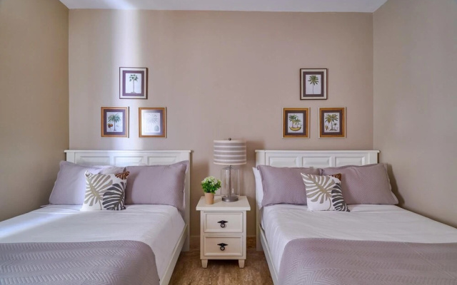 Luxury Beach Condo B-101 Costa Atlantica