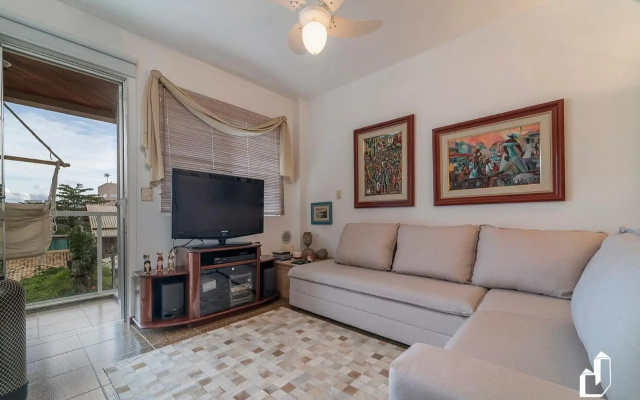 Apartamento com 02 dormitórios