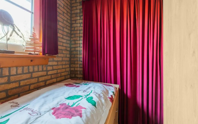 Holiday Home in Wijnaldum Near Harlingen Harbor