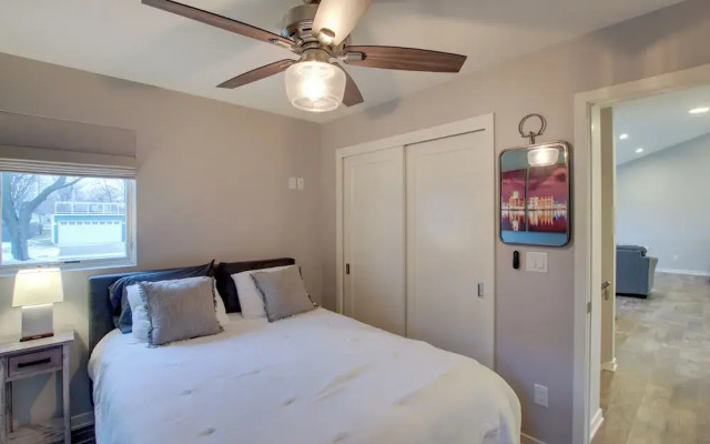 Green Bay Getaway Near Lambeau Field & Resch!
