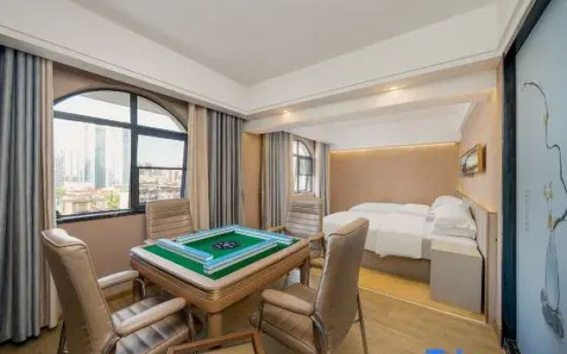 Qixinghui Homestay (Chaoyang Square Zhongshan Road Wanxianghui Branch)