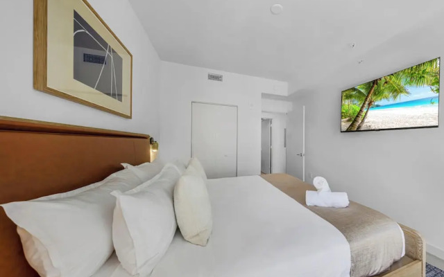 Elite 1BR & Rooftop Pool in Miami