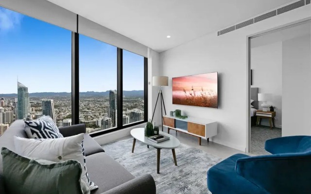 Oceanfront 2-bed With Spectacular View Pool & Gym