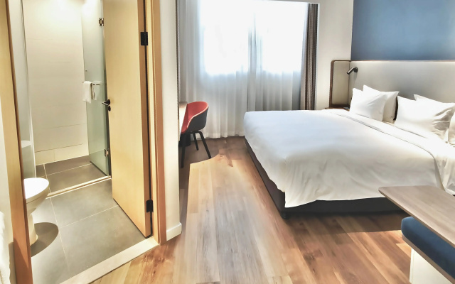Holiday Inn Express Xian Qujiang Center