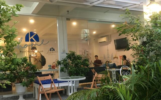 Отель K Home Asok Бангкок вид на фасад
