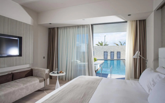 Pelagos Suites Hotel & Spa