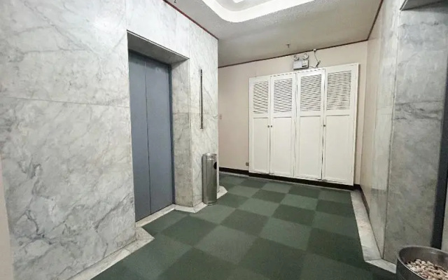 Sunette Tower Suites Makati City Center By Zuzu