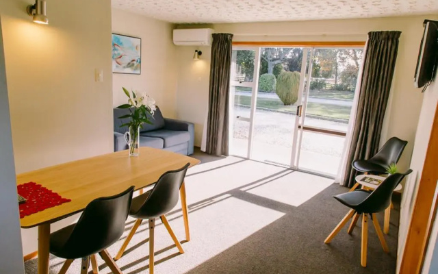 Flaxbourne Motels