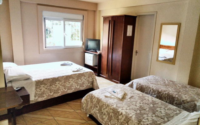 Hotel Pequenino