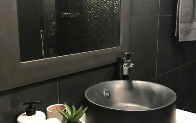 L apartment