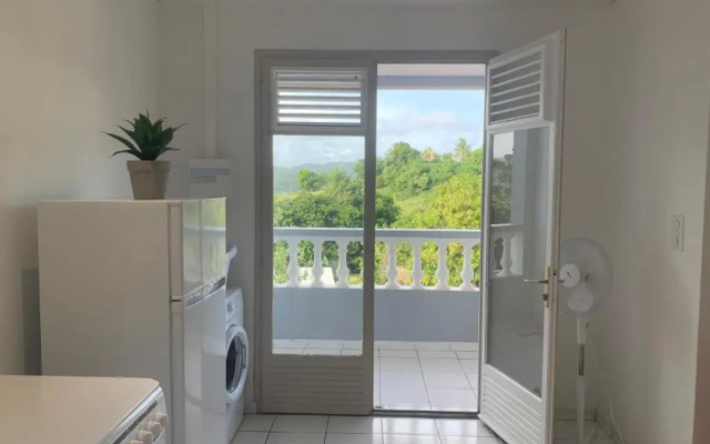 Sainte Anne, Très joli T2 refait à neuf