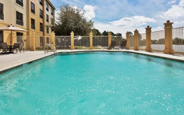 Bonita Springs Lodge & Suites