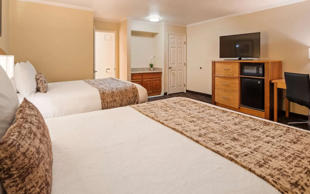 Best Western Plus Ontario Airport & Convention Center