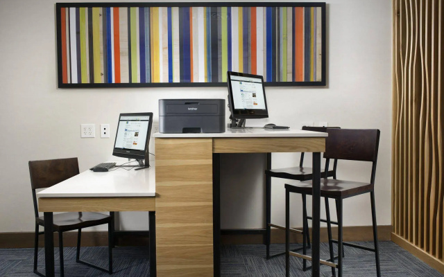 Holiday Inn Express & Suites Bay City by IHG