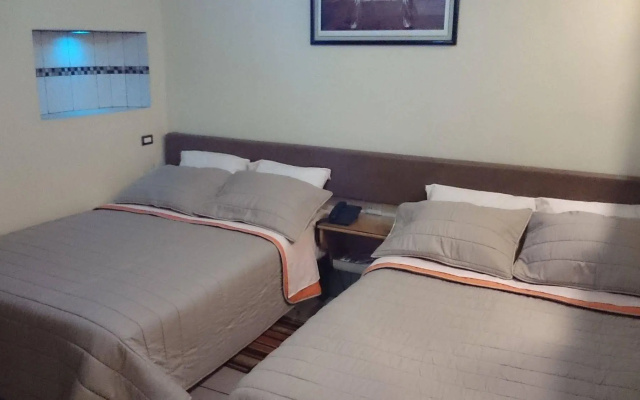 Hotel 1973