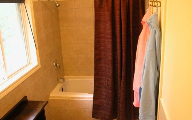 Waterview Rooms