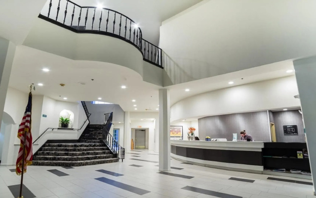 Best Western Posada Royale Hotel & Suites