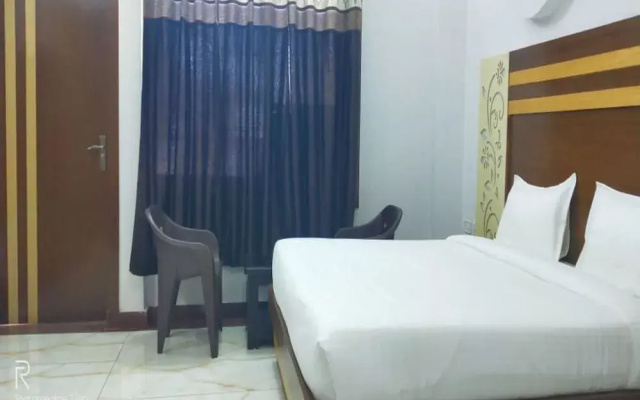 Sawera Guest House by OYO Rooms