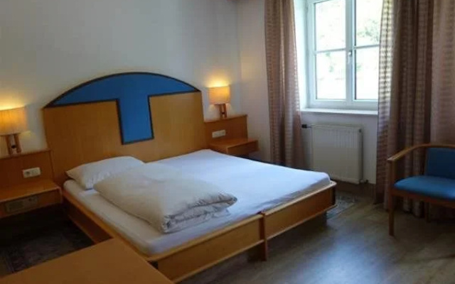 Hotel-Gasthof Goldenes Schiff