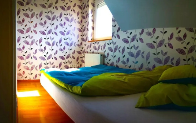 Aurora Premium Home