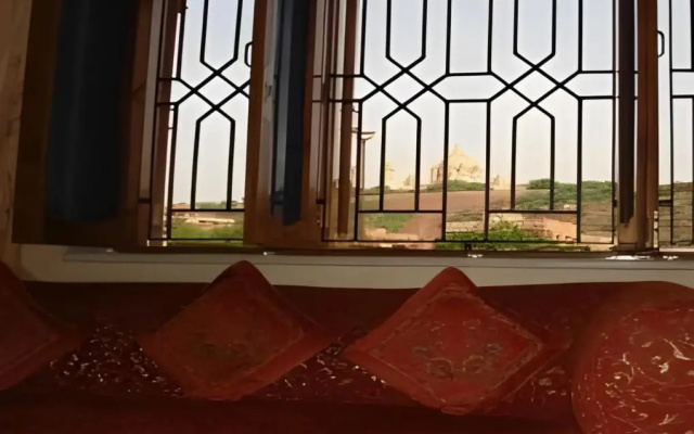 Royal Rais Guest House