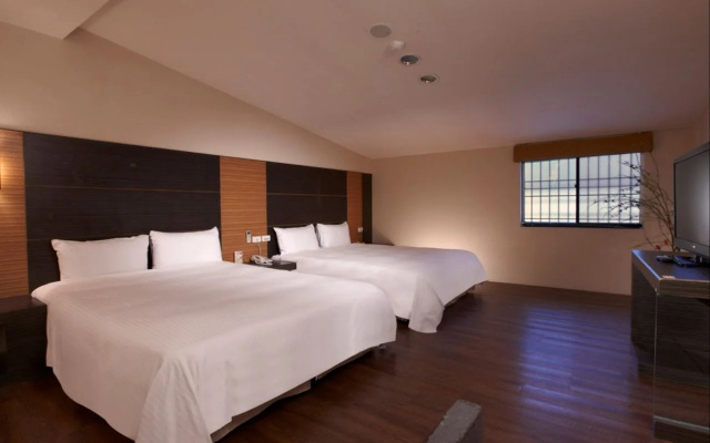 Hefong Deyang Hotspring Hotel
