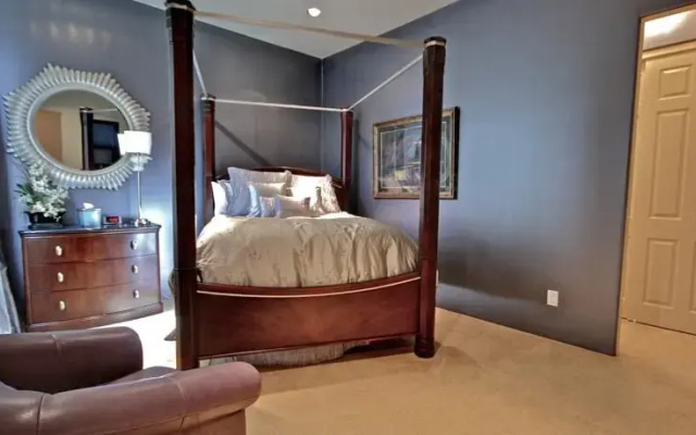 Villa Crestview