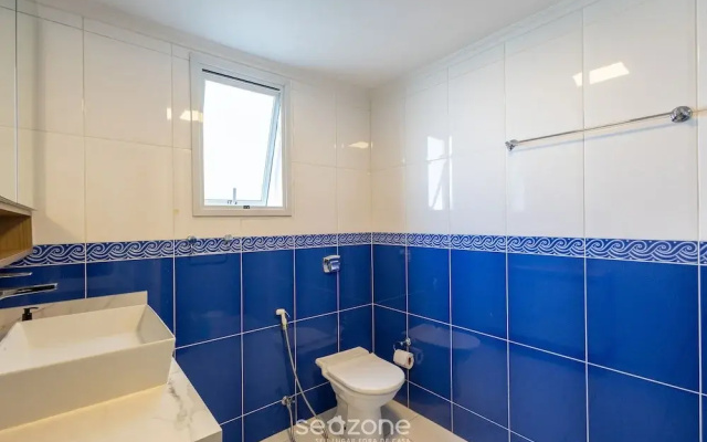 Apt w/ Balcony and Oceanfront View in BC - Ipc0901