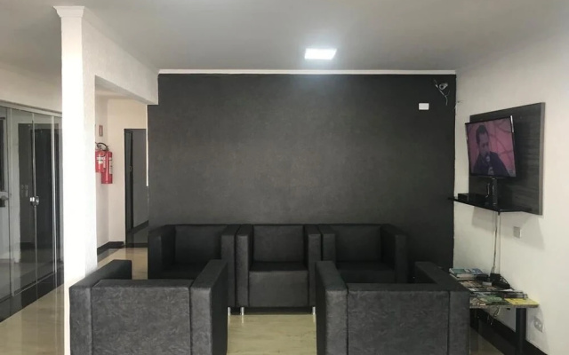 Hotel Papaya Suites