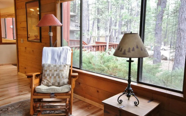 8 Leisure-Hot Tub-3BR/2BA