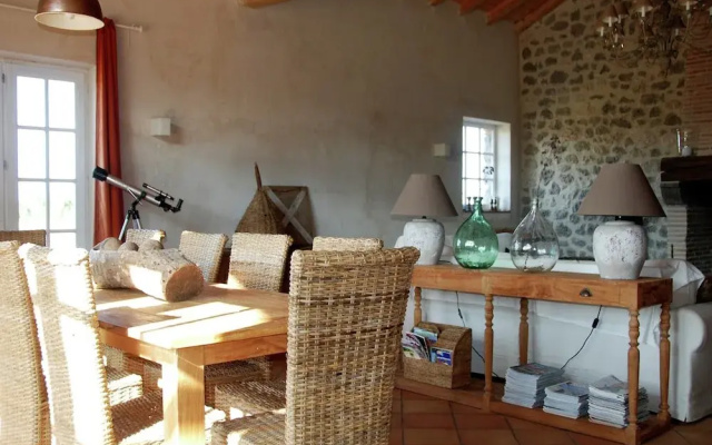 Family Chateau Retreat