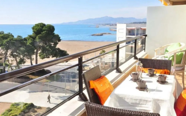 Apartamento Moderno Para 6 Personas en Cambrils