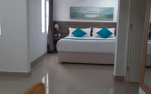 Howard Johnson by Wyndham Lima Miraflores Art House