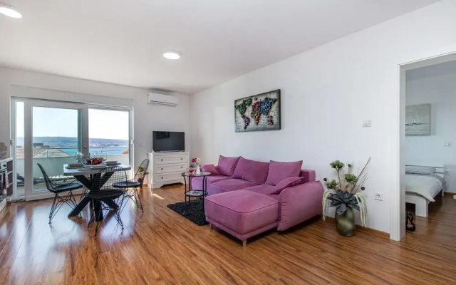 Beautiful Apartment in Crikvenica With Wifi and 2 Bedrooms