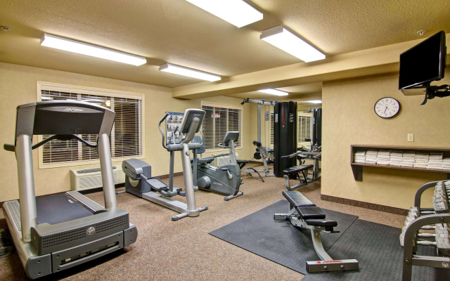 Ramada by Wyndham Ponoka