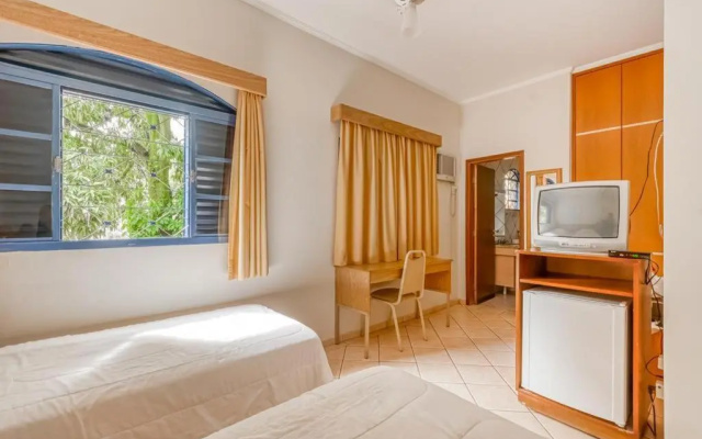Jardin Park Hotel