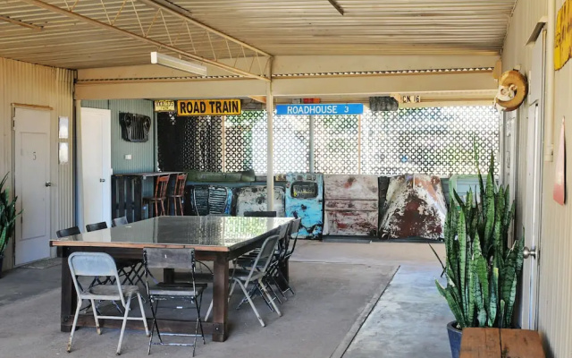 Wooramel Riverside Retreat - Campground